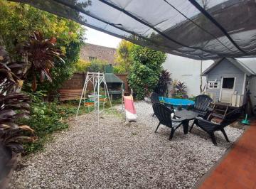 Departamento · 78m² · 4 Ambientes · Venta Departamento 3 Dorm. en Pb con Patio.