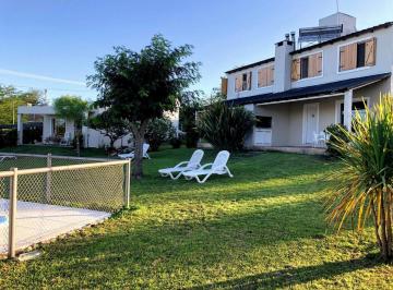 Casa · 165m² · 8 Ambientes · 4 Cocheras · Venta Complejo de Cabañas en Potrero de Garay