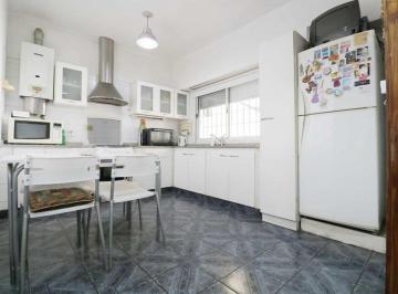Casa · 3 Ambientes · 2 Cocheras · Casa + Cochera Patio Terraza Venta Gerli Avellaneda