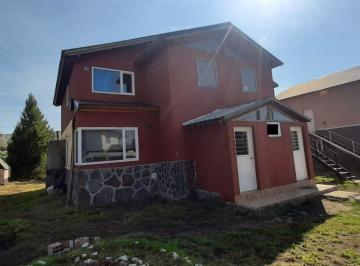 Casa · 220m² · 4 Ambientes · Venta Cuatro Cabañas Caviahue