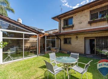 Casa · 125m² · 5 Ambientes · 1 Cochera · Casa Venta en Don Torcuato con Jardin y Quincho