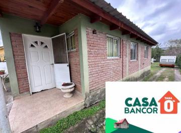 Casa · 70m² · 3 Ambientes · 1 Cochera · Venta de Casa Apto Bancor en Tanti