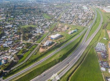 Depósito · 3330m² · Alquiler de Gran Predio con Depósitos Sobre Ruta 1