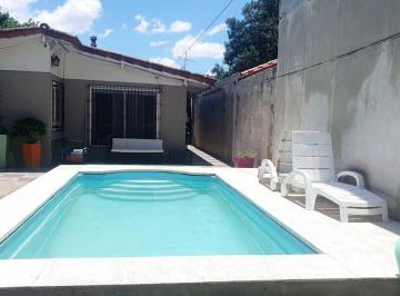 Casa · 54m² · 2 Ambientes · Casa en Venta en Talar de Pacheco C/ Pileta