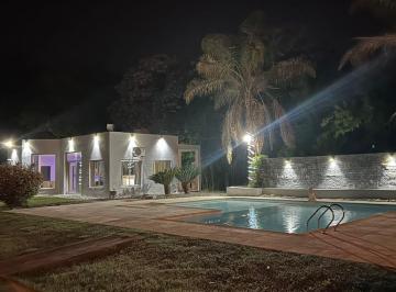 Casa · 200m² · 7 Ambientes · Vent de Casa con Pileta y Jardin - Capilla del Señor