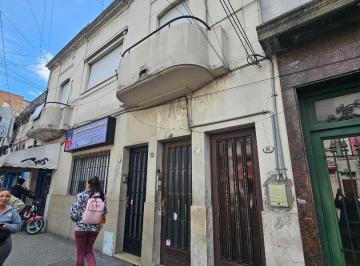 Departamento · 120m² · 4 Ambientes · Oportunidad! Pleno Centro Lanus Oeste