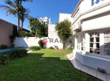Casa de 6 ambientes, Ciudad de Santa Fe · Casa de Estilo en Zona Sur