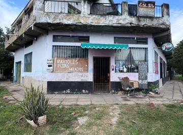 PH · 185m² · 3 Ambientes · 1 Cochera · Venta en Block Locales + Vivienda Ituzaingo Sur