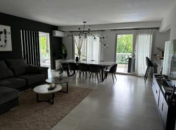 Departamento · 140m² · 4 Ambientes · 2 Cocheras · Departamento en La Magdalena