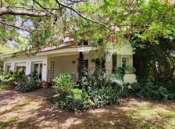 Casa · 200m² · 5 Ambientes · Venta de Casa en Pinamar