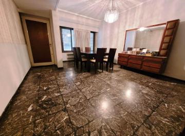 Terreno de 7 ambientes, Parque Chacabuco · Venta en Block Casa Multifamiliar Sin Subdividir Lote 8,80x27,80