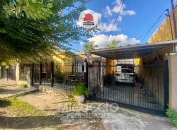 Casa · 340m² · 5 Ambientes · 3 Cocheras · Casa en Venta, Jujuy N°2031, Benavidez, Tigre