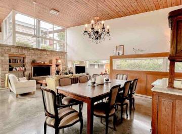 Casa · 197m² · 5 Ambientes · 2 Cocheras · Venta Casa 5 Ambientes Pileta Bosque Peralta Ramos