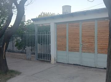 Casa de 4 ambientes, Maipú · Alquilamos Casa. B° Antartida II