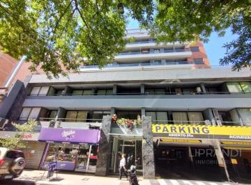 Departamento · 45m² · 2 Ambientes · Gran Terraza Propia - Ideal Estudiantes - Imperdible Ubicacion - Muy Luminoso