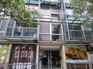 Departamento · 53m² · 2 Ambientes · Guardia 24 Hs - Mtrs Ciudad Universitaria - Ambientes Luminosos