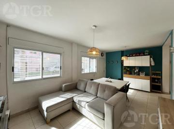 Departamento · 55m² · 3 Ambientes · Venta Departamento 3 Ambientes con Patio en Martin Coronado
