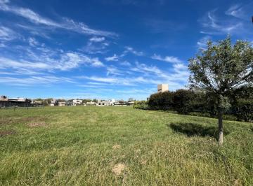 Terreno · 500m² · Terreno en Funes Norte Luciano Molinas Al 2000