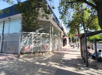 Local comercial de 2 ambientes, Las Heras · Local Esquina en Lisandro Moyano de Las Heras