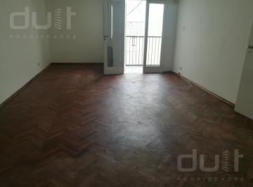 Departamento · 80m² · 3 Ambientes · Departamento 2 Dorm. en Alquiler - Centro