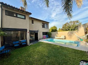 Casa · 160m² · 5 Ambientes · Venta Casa 5 Ambientes en San Antonio de Padua