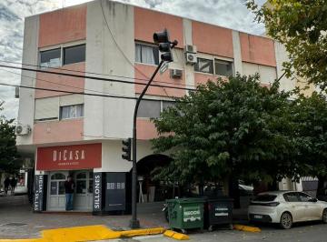 Oficina comercial · 12m² · 1 Ambiente · Oficina en Alquiler en Alberdi 216 1 Piso
