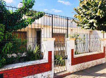 Casa de 4 ambientes, Moreno · Casa Americana en B° La Perlita (A m de Ruta 23)