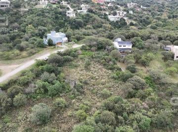 Terreno · 1076m² · Lote de 1100 m en Barrio Cerrado Tierra Alta Manzana 5 | Cla |