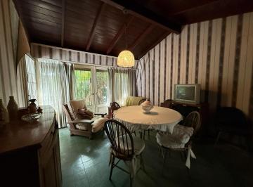 Casa · 180m² · 5 Ambientes · 1 Cochera · Casa Cinco Ambientes a La Venta en Wilde Apto Credito