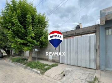 Casa · 90m² · 3 Ambientes · 1 Cochera · Casa 2 Dorm Venta Pinares Cerrillos Apta Credito
