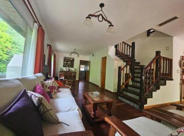 Casa · 278m² · 6 Ambientes · 3 Cocheras · Casa en Venta 5 Amb Solar del Bosque Canning