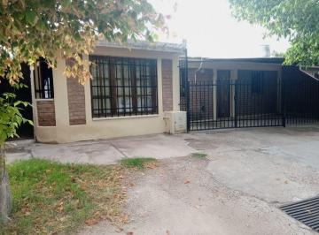 Casa · 112m² · 4 Ambientes · Se Vende Casa en B° Coop de Maipu
