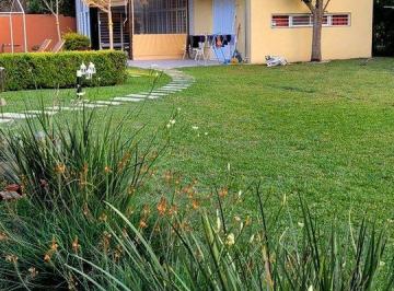 Casa · 108m² · 2 Ambientes · 1 Cochera · Venta Casa Roldan. Los Indios
