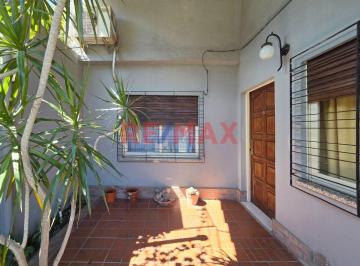 PH · 84m² · 4 Ambientes · 1 Cochera · Venta Impecable PH Tipo Casa 4 Ambientes Muñiz