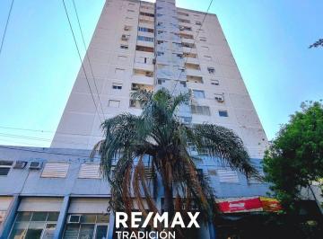Departamento · 50m² · 3 Ambientes · Departamento en Venta, Macrocentro, 2 Dorm.