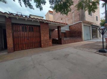 Casa · 158m² · 3 Ambientes · 1 Cochera · Casa en Alquiler 2 Dorm. San Jose Guaymallen