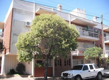 Departamento de 1 ambiente, San Isidro · Martinez: Monoambiente C/balcón en Excelente Estado a 2 Cuadras Av Santa Fe