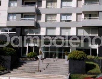 Departamento · 55m² · 2 Ambientes · 1 Cochera · Departamento en Venta, Punta del Este, Uruguay