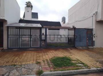 PH · 108m² · 3 Dormitorios · 1 Cochera · PH en Venta, al Frente,3 Dorm., sin Expensas