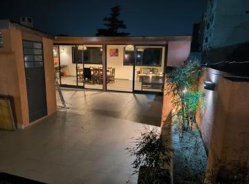 PH de 4 ambientes, Vicente López · Venta PH 4 Ambientes con Terraza y Quincho en Excelente Estado