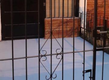 Casa de 3 ambientes, Almirante Brown · Alquiler de Duplex - Adrogue