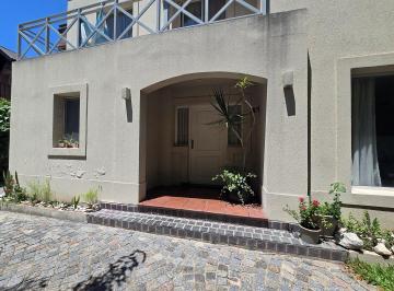 Casa · 158m² · 5 Ambientes · 1 Cochera · Casa en Alquiler en Barrancas de San José, General Pacheco, Tigre