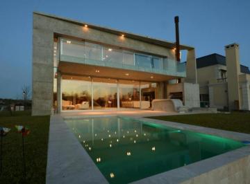 Casa · 500m² · 5 Ambientes · 2 Cocheras · Casa en Alquiler en El Yacht, Nordelta, Tigre