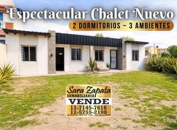 Casa de 3 ambientes, Mar del Tuyú · Calle 6 E/62 y 63 Mar del Tuyú Chalet 3 Amb Nuevo Vende Sara Zapata Inmobiliaria