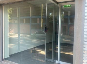 Local comercial · 26m² · Local en Alquiler, Barrio Arizu, Godoy Cruz.