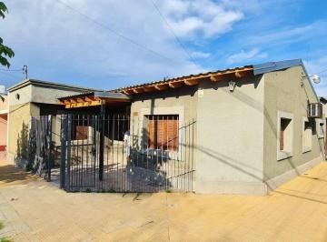 Casa · 155m² · 4 Ambientes · 2 Cocheras · Venta Casa Esquina Calle Buenos Aires San Rafael
