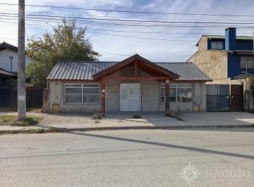 Local comercial · 70m² · 3 Ambientes · Local Comercial, El Bolson (Fz - 26)