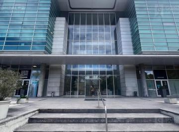 Oficina comercial · 83m² · Oficina en Venta en Bureau Pilar, La Lonja, Pilar
