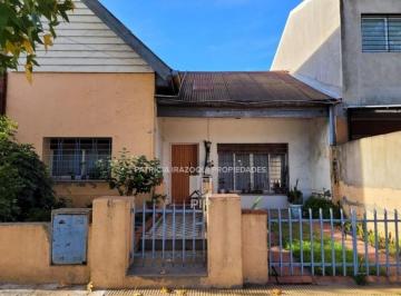 Casa · 90m² · 3 Ambientes · 1 Cochera · Casa en Venta en Haedo