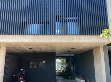 Casa de 7 ambientes, Córdoba · Alquiler de Duplex Amoblado en La Luisita
